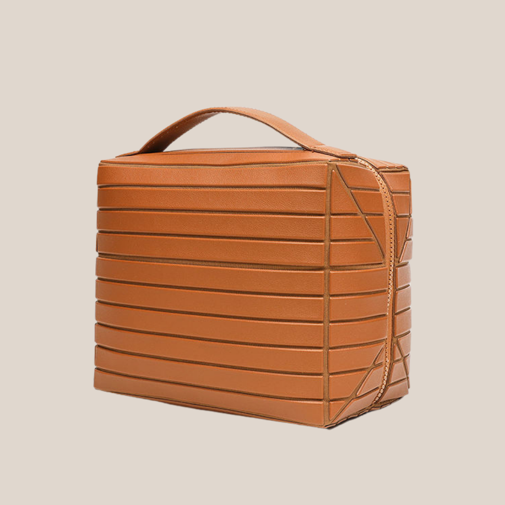 حقيبة تنظيم مكياج جلد طبيعي بتصميم خارجي أنيق مع مقبض علوي عملي